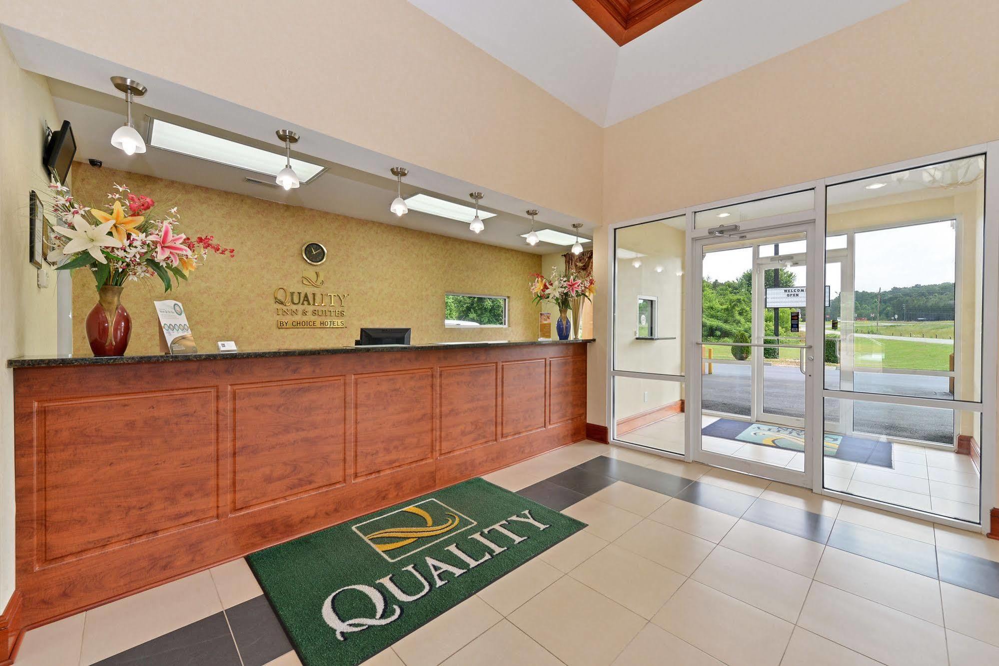 Quality Inn & Suites Cartersville Extérieur photo