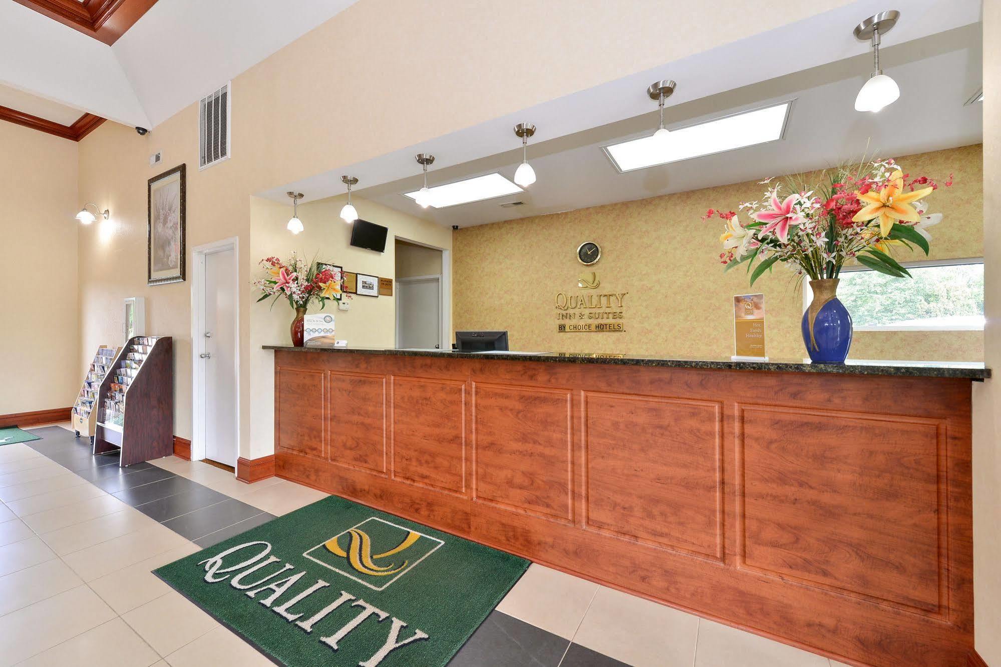 Quality Inn & Suites Cartersville Extérieur photo